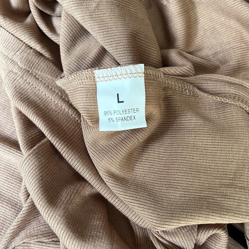 Amazon Knit Stretchy Extremely Comfortable Tank D… - image 3